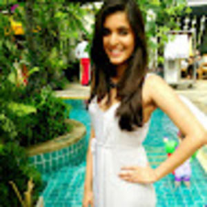 Meet your Posher, Monica